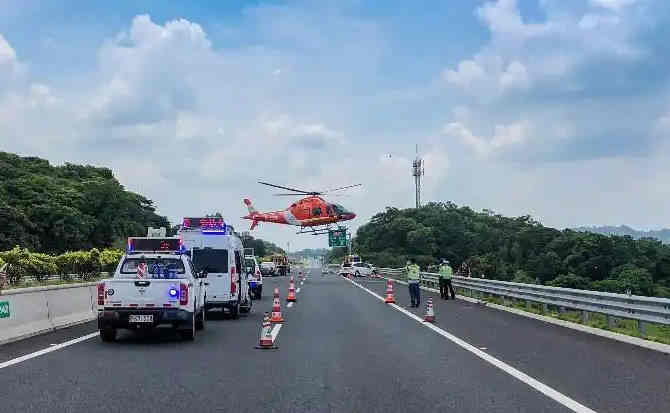 仙桃高速公路汽车救援案例